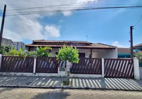 Foto 1 de Casa com 3 Quartos à venda, 170m² em Praia da Enseada, São Francisco do Sul