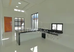 Foto 1 de Casa de Condomínio com 3 Quartos à venda, 135m² em São José, Macapá