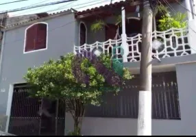 Foto 1 de Sobrado com 3 Quartos à venda, 196m² em Santo Antônio, Osasco