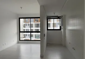 Foto 1 de Apartamento com 2 Quartos à venda, 61m² em Carvoeira, Florianópolis