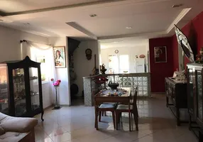 Foto 1 de Casa com 3 Quartos à venda, 310m² em Piratininga, Niterói