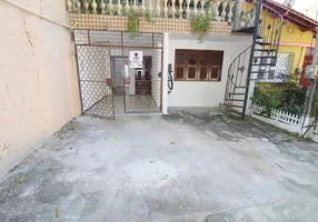Foto 1 de Casa com 3 Quartos para alugar, 70m² em Vila União, Fortaleza