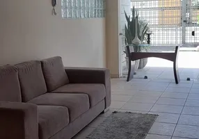Foto 1 de Apartamento com 3 Quartos para alugar, 111m² em Jardim Atlântico, Olinda