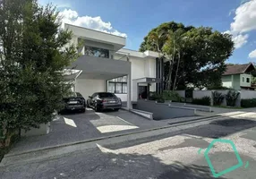 Foto 1 de Casa de Condomínio com 3 Quartos à venda, 352m² em Terras do Madeira, Carapicuíba