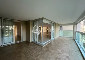 Foto 1 de Apartamento com 4 Quartos para alugar, 257m² em Jardim Morumbi, São Paulo