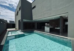 Foto 1 de Casa de Condomínio com 4 Quartos à venda, 309m² em Residencial Goiânia Golfe Clube, Goiânia
