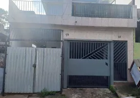 Foto 1 de Casa com 2 Quartos para alugar, 130m² em Jardim Ricardo, São Paulo