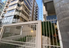 Foto 1 de Apartamento com 3 Quartos à venda, 117m² em Petrópolis, Porto Alegre