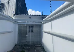 Foto 1 de Prédio Comercial com 10 Quartos para alugar, 200m² em Torreão, Recife