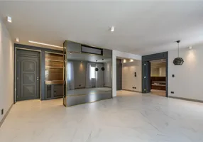 Foto 1 de Apartamento com 2 Quartos à venda, 113m² em Moema, São Paulo