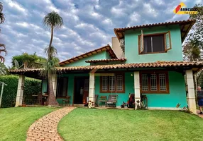 Foto 1 de Casa com 6 Quartos à venda, 400m² em Balneário Quintas do Lago, Cláudio
