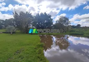 Foto 1 de Fazenda/Sítio com 3 Quartos à venda, 4m² em Zona Rural, Inhaúma