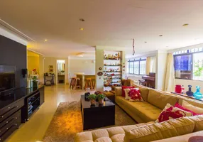 Foto 1 de Casa com 5 Quartos à venda, 600m² em Lago Sul, Brasília