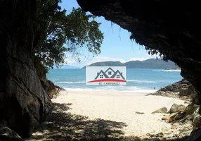 Foto 1 de Casa com 4 Quartos para alugar, 250m² em Praia do Lazaro, Ubatuba