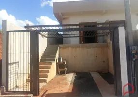Foto 1 de Casa com 2 Quartos à venda, 74m² em Vargas, Sapucaia do Sul