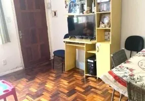 Foto 1 de Apartamento com 2 Quartos à venda, 51m² em Teresópolis, Porto Alegre