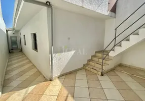 Foto 1 de Casa com 2 Quartos para alugar, 124m² em Vila Camilopolis, Santo André