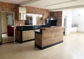 Foto 1 de Casa com 4 Quartos para alugar, 450m² em Cazeca, Uberlândia