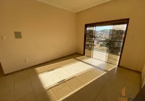 Foto 1 de Casa com 3 Quartos à venda, 260m² em Queluz, Conselheiro Lafaiete