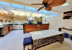 Foto 1 de Casa de Condomínio com 4 Quartos para venda ou aluguel, 315m² em Enseada, Guarujá