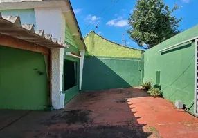 Foto 1 de Lote/Terreno à venda, 200m² em Vila Curuçá, Santo André