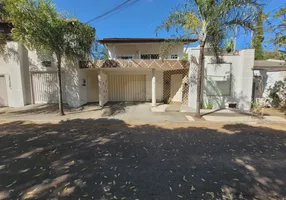 Foto 1 de Casa com 2 Quartos para alugar, 90m² em Jardim Inconfidência, Uberlândia