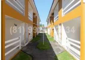 Foto 1 de Casa com 2 Quartos à venda, 60m² em Serrambi, Ipojuca