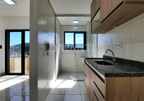 Foto 1 de Apartamento com 2 Quartos para alugar, 51m² em Ortizes, Valinhos