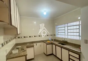 Foto 1 de Sobrado com 3 Quartos para alugar, 153m² em Jardim Avelino, São Paulo