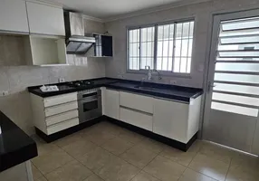 Foto 1 de Sobrado com 3 Quartos para alugar, 145m² em Vila Nova Cachoeirinha, São Paulo