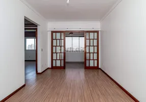 Foto 1 de Apartamento com 2 Quartos para alugar, 75m² em Vila Ipiranga, Porto Alegre