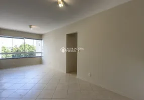 Foto 1 de Apartamento com 3 Quartos para alugar, 66m² em Cristal, Porto Alegre