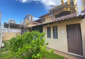 Foto 1 de Casa com 3 Quartos à venda, 201m² em Estreito, Florianópolis