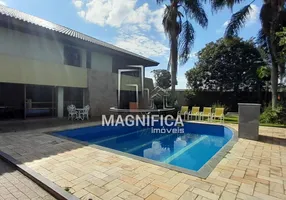 Foto 1 de Casa com 6 Quartos para alugar, 637m² em Jardim Social, Curitiba