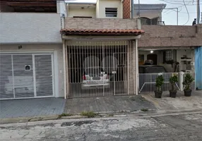 Foto 1 de Sobrado com 2 Quartos à venda, 100m² em Vila Sônia, São Paulo