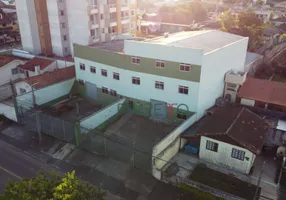 Foto 1 de Galpão/Depósito/Armazém à venda, 900m² em Novo Mundo, Curitiba