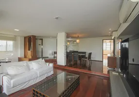 Foto 1 de Apartamento com 4 Quartos à venda, 249m² em Centro, Foz do Iguaçu