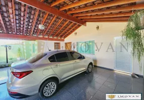 Foto 1 de Casa com 3 Quartos à venda, 232m² em Jardim Alvorada, Mococa