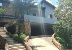 Foto 1 de Casa de Condomínio com 4 Quartos para alugar, 410m² em Jardim Indaiá, Embu das Artes