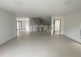 Foto 1 de Casa de Condomínio com 3 Quartos à venda, 247m² em Jatobá, Petrolina