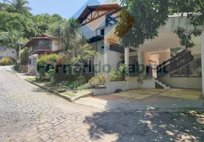 Foto 1 de Casa de Condomínio com 3 Quartos à venda, 210m² em Santa Rosa, Niterói