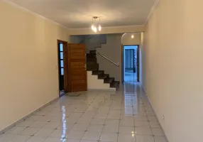 Foto 1 de Sobrado com 3 Quartos à venda, 229m² em Jardim Libano, São Paulo