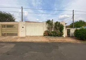 Foto 1 de Casa com 2 Quartos à venda, 142m² em Jardim Santa Lúcia, Araraquara