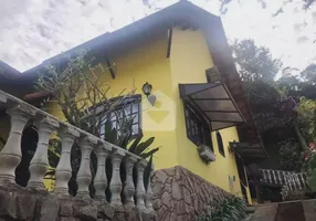 Foto 1 de Casa com 3 Quartos à venda, 160m² em Quitandinha, Petrópolis