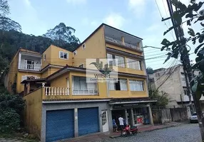 Foto 1 de Apartamento com 2 Quartos para alugar, 55m² em Quarteirão Brasileiro, Petrópolis