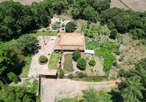 Foto 1 de Fazenda/Sítio com 3 Quartos para venda ou aluguel, 3500m² em Centro, Itaúna