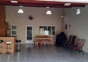 Foto 1 de Casa com 2 Quartos à venda, 170m² em Parque Bom Retiro, Paulínia