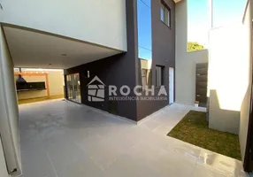 Foto 1 de Sobrado com 3 Quartos à venda, 114m² em Mata do Jacinto, Campo Grande