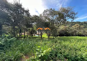 Foto 1 de Lote/Terreno à venda, 1000m² em , Brumadinho