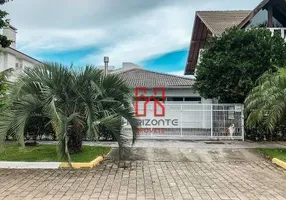 Foto 1 de Casa com 4 Quartos à venda, 303m² em Jurerê Internacional, Florianópolis